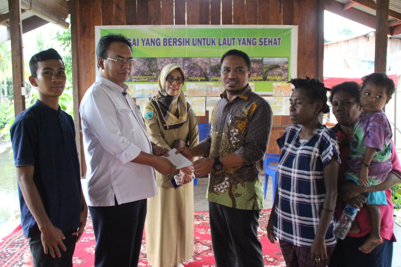 Ministry of Social Affairs Plots Team and Prepare Aids for Papua