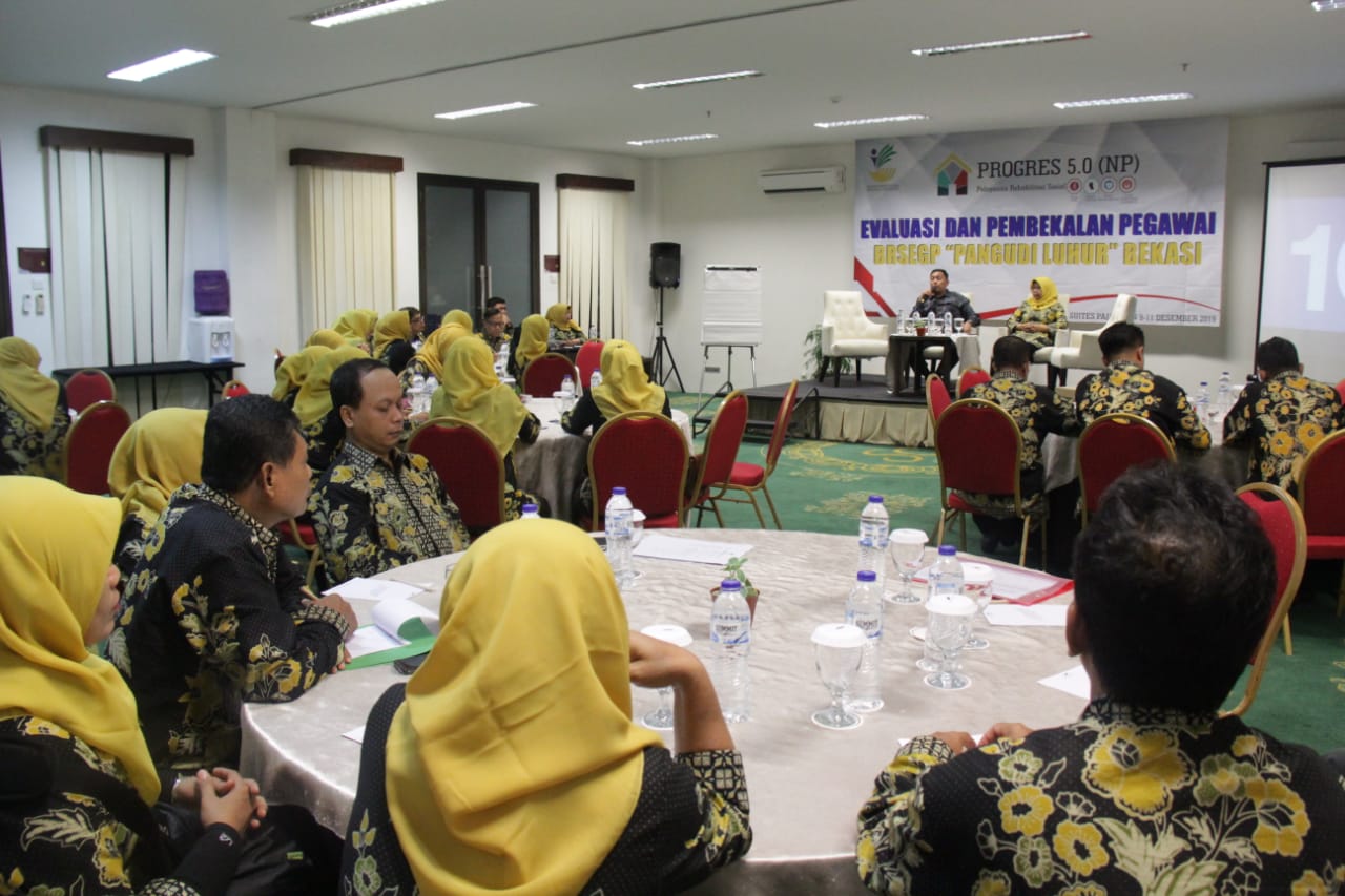 BRSEGP "Pangudi Luhur" Holds Evaluation and Training for Employees
