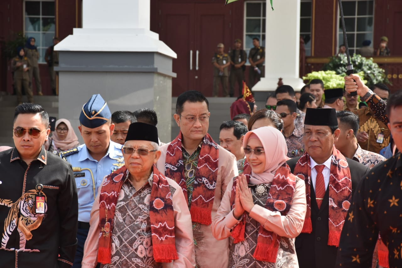 Vice President Attends HKSN 2019 Summit in Banjarbaru