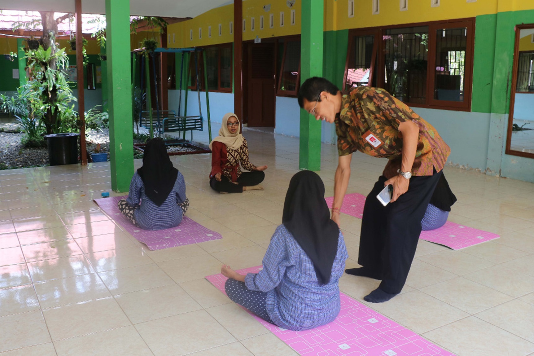 Hypnobirthing: Therapy for Female Service Recipients at BRSAMPK "Paramita"