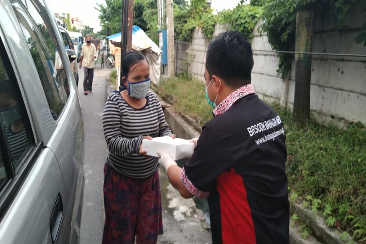 Sharing Blessings in the Middle of the Pandemic, BRSODH "Bahagia" Launched a Public Kitchen