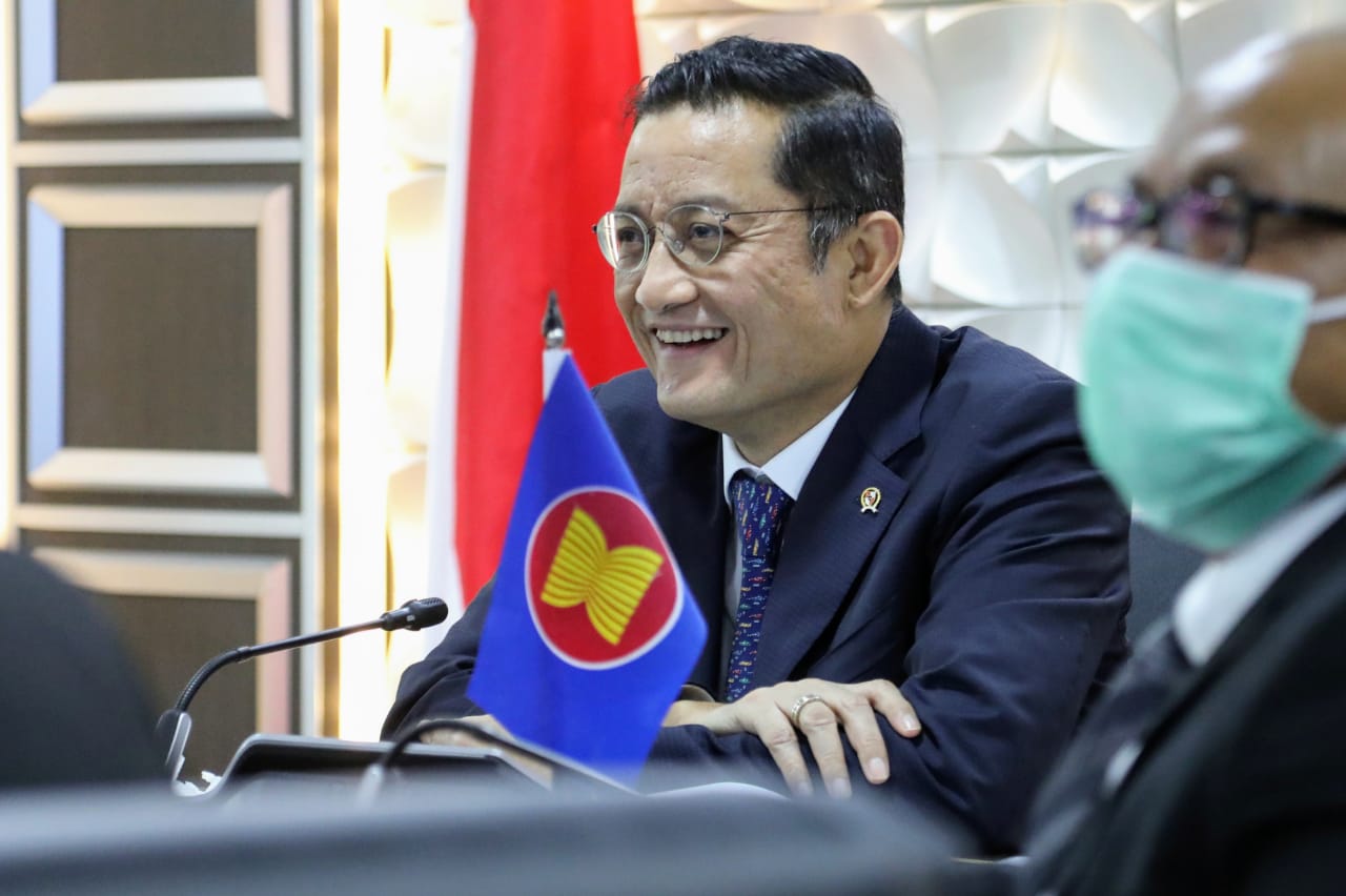 ASEAN Bergandengan Tangan Menangani Dampak COVID-19