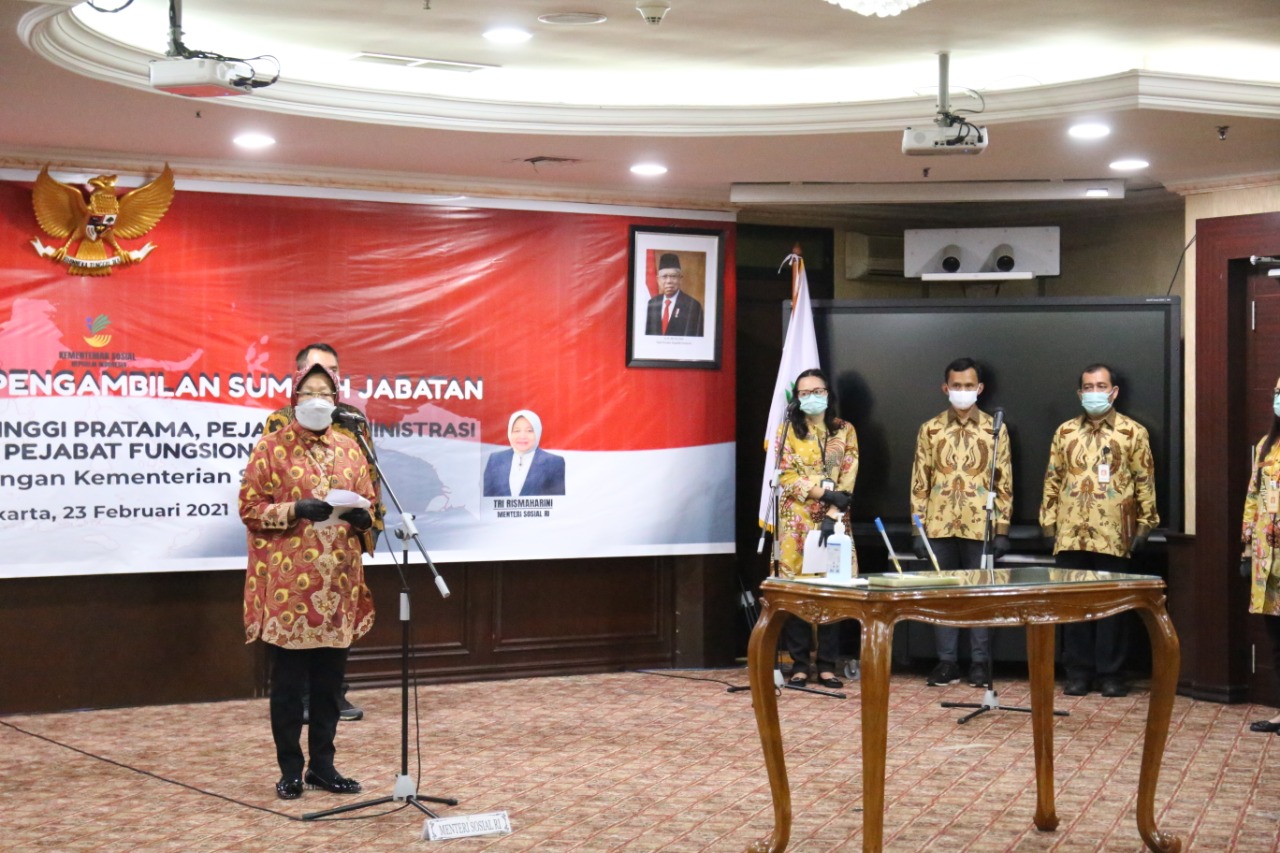 Social Minister Risma Inaugurated a Number of Ministry of Social Affairs Officials