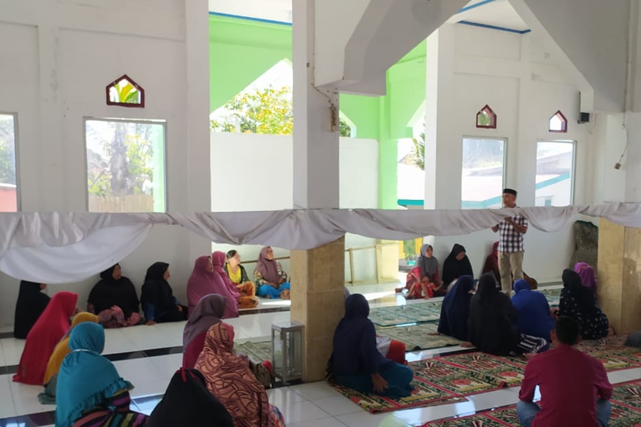 Collaborating with Academics, West Aceh PKH Holds P2K2 on Ramadan