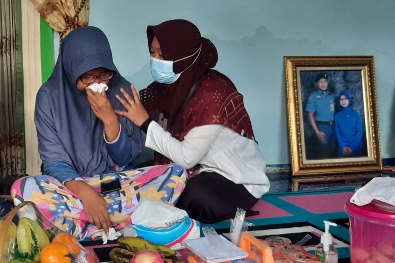 The Ministry of Social Affairs Provides LDP for the Families of the KRI Nanggala 402 Sinking Victims in Lamongan