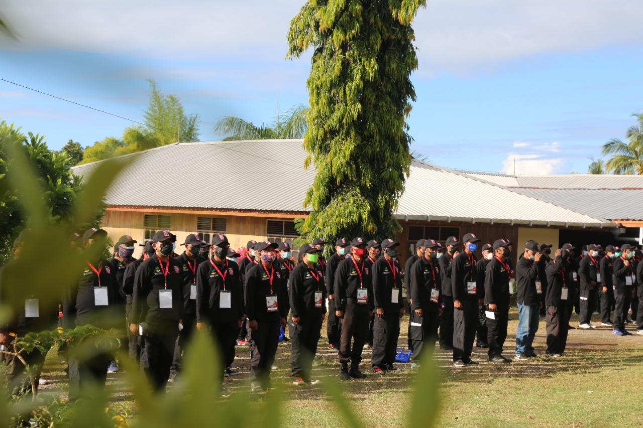 TNI Personnel Trains NTT Tagana Discipline