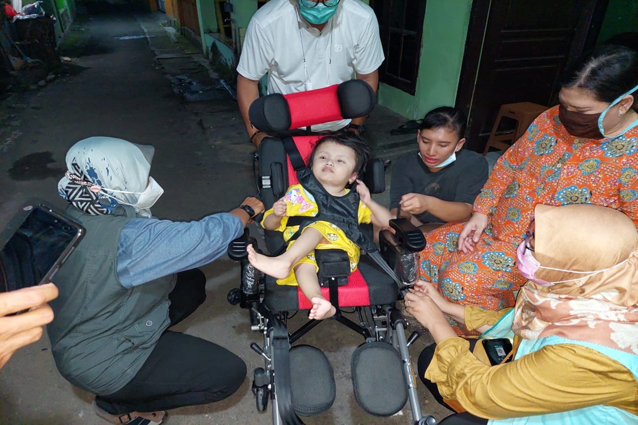 “Ciungwanara” Collaborates with “Prof. Dr. Soeharso” Social Rehabilitation Centers Provides ATENSI Services for Hydrocephalus Patients in Cirebon City