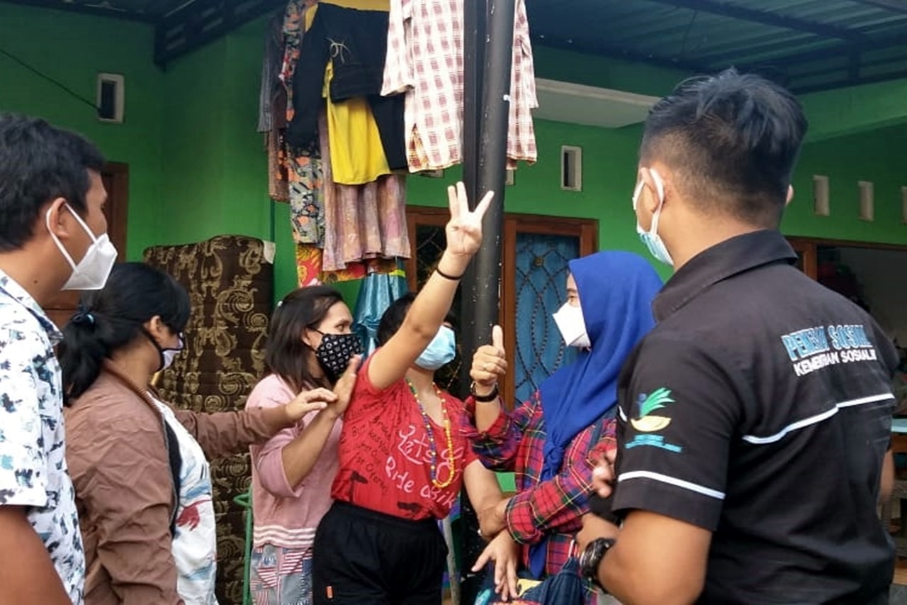 MoSA Accompanies Clients the Victims of Violence by Caregivers of Nursing Homes in Sleman