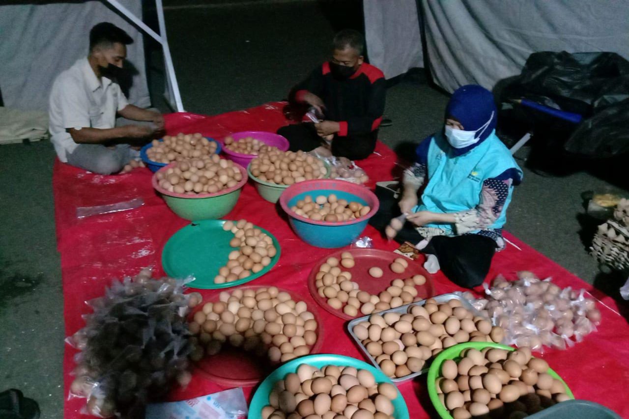 Terus Ngebul, Dapur Umum Balai "Ciungwanara" Produksi dan Distribusikan Telur Rebus untuk Tenaga Medis