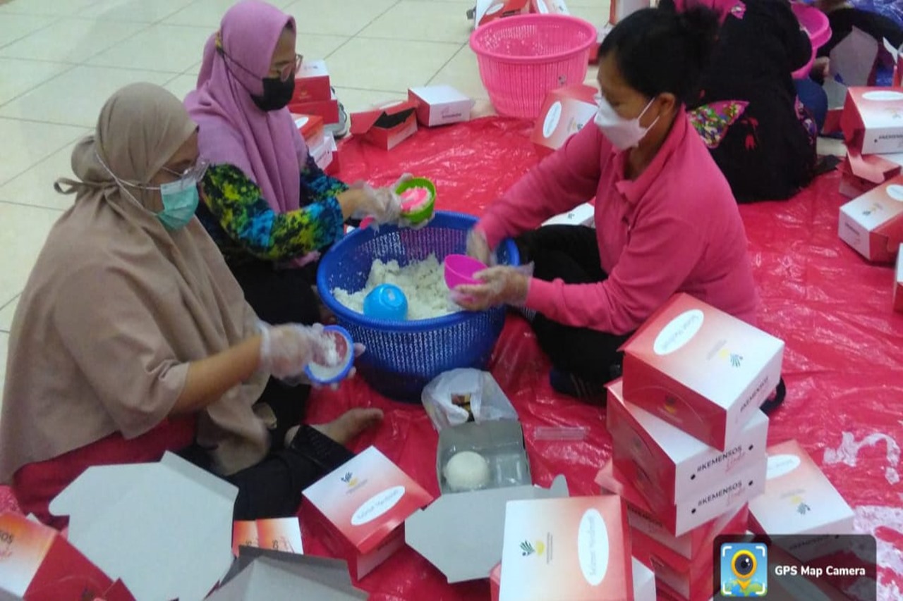 Dukung PPKM, Kemensos Distribusikan Ribuan Makanan Siap Saji