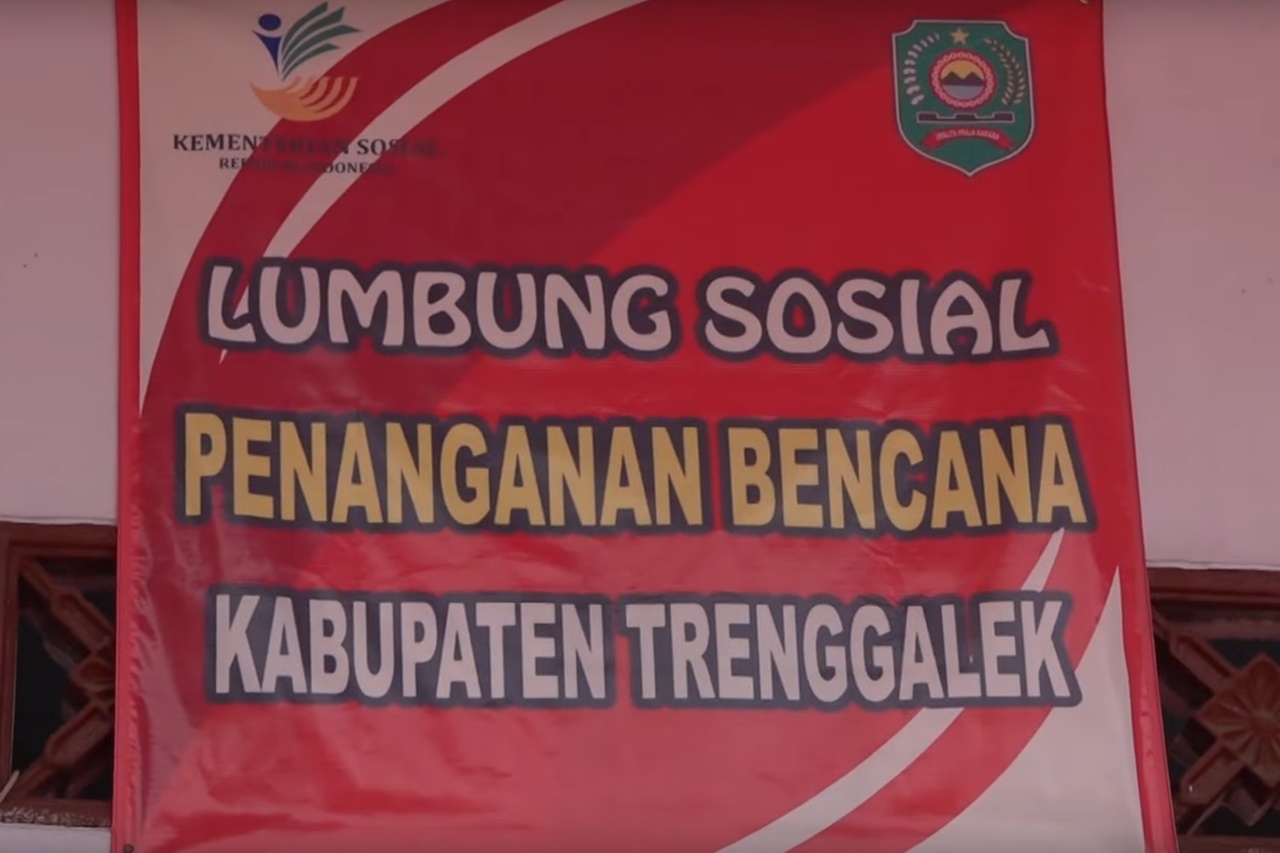 Pastikan Kesiapsiagaan Hadapi Bencana, Mensos Tinjau Lumbung Sosial di Tulungagung dan Trenggalek