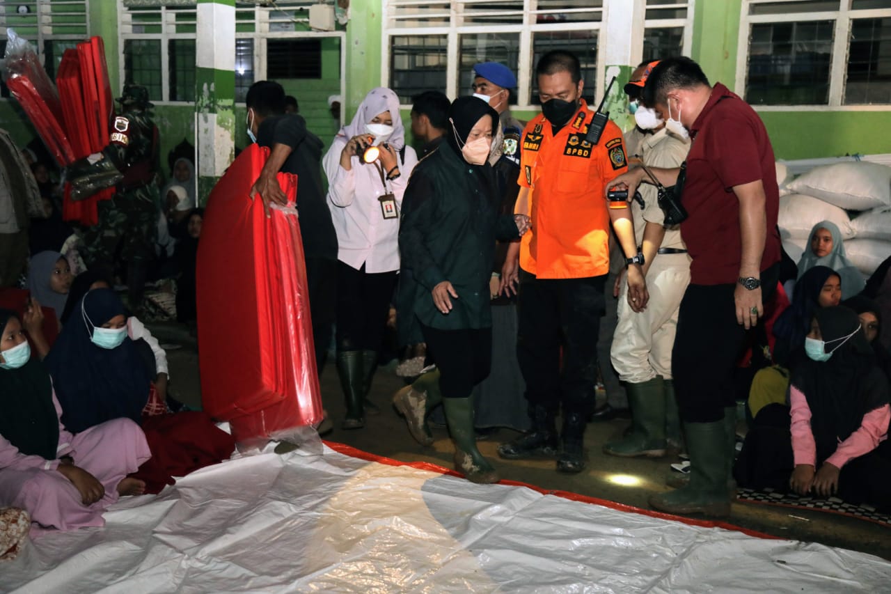 Mensos Tinjau Lokasi Banjir Kabupaten Padang Lawas