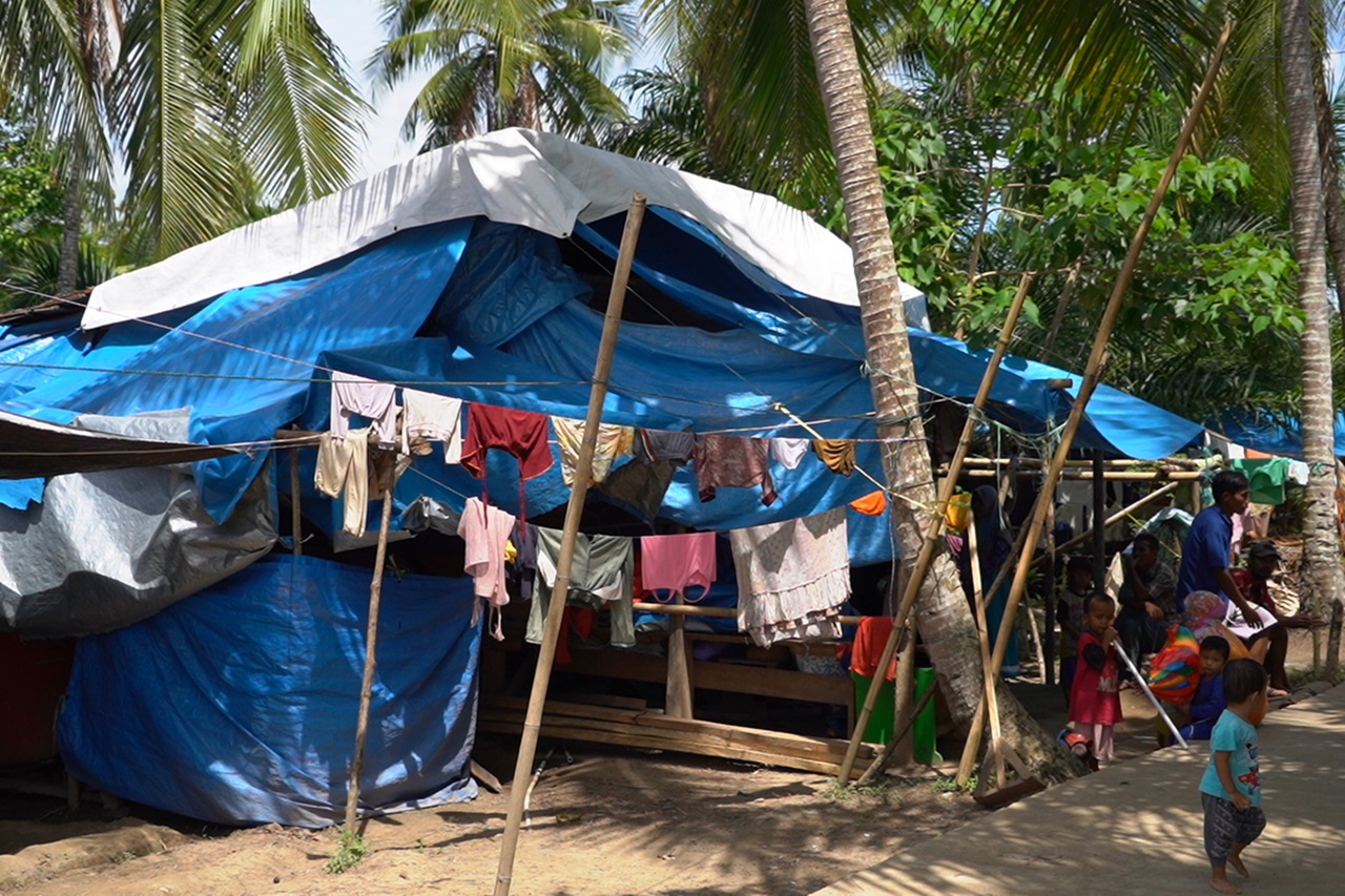 Kondisi Terkini Tenda dan Penerangan di Pengungsian Malunda Pasca Gempa Sulbar 2021