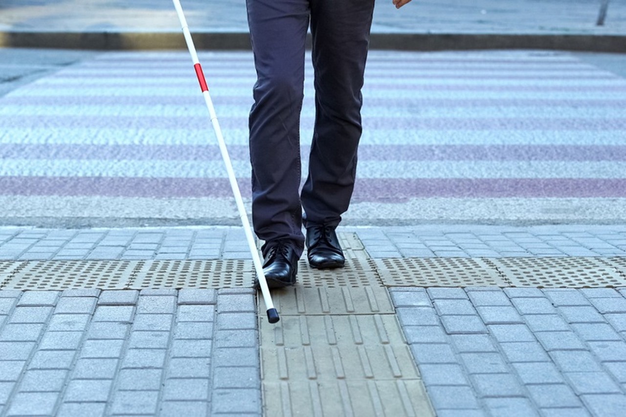 Deprived of Sidewalks, Pedestrians with Visual Disabilities are Vulnerable to Risk Their Lives