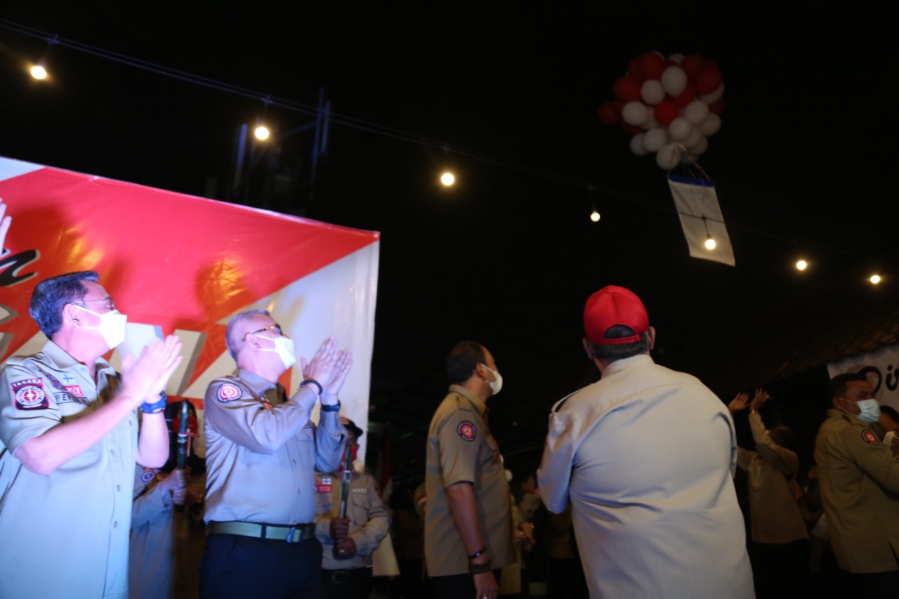 Pemotongan Tumpeng dan Kue Perayaan HUT ke-18 Tagana Indonesia