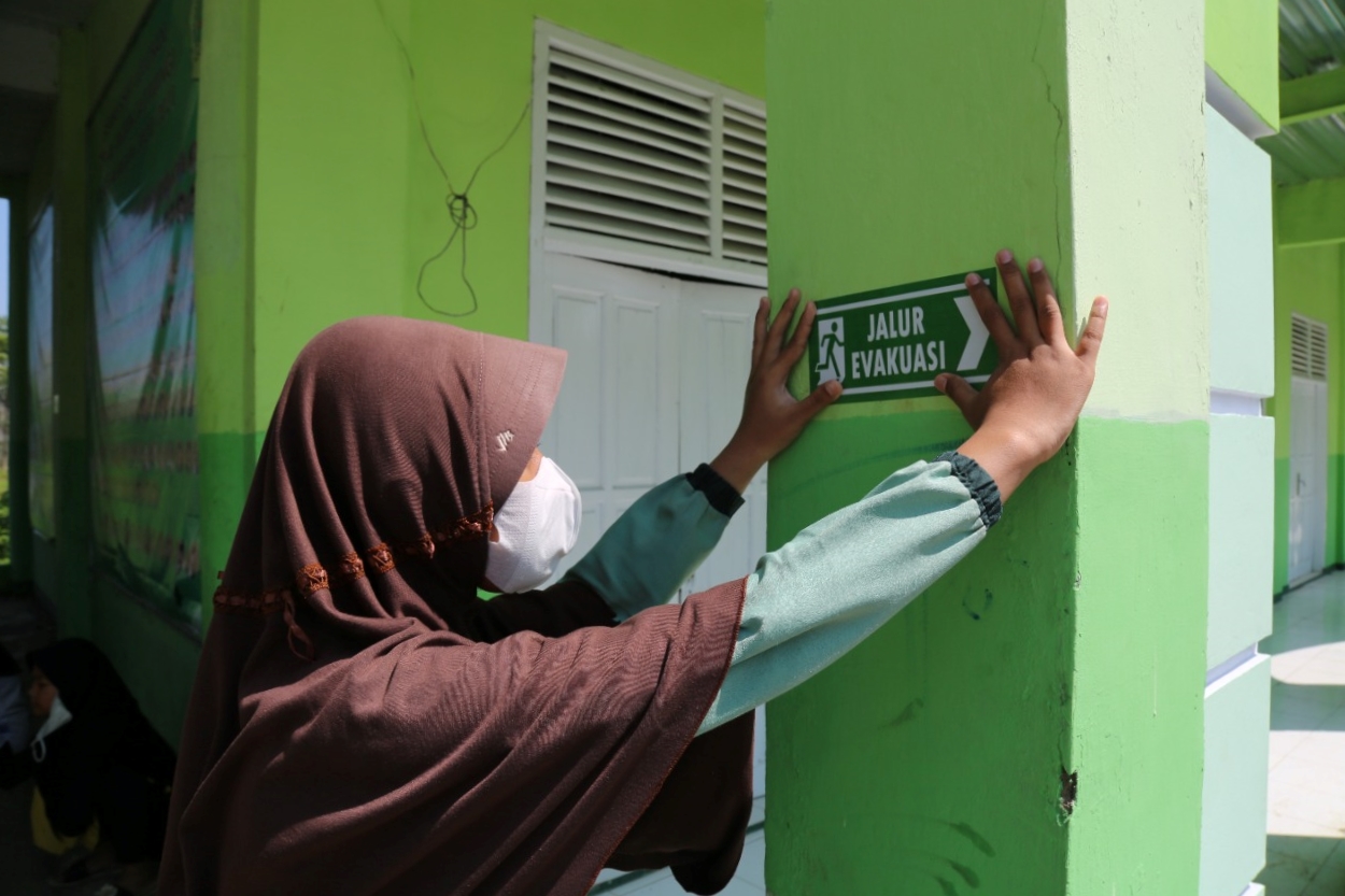 Didampingi Tagana, Para Pelajar Al-Mizan di Majalengka Praktikkan Ilmu Mitigasi Bencana
