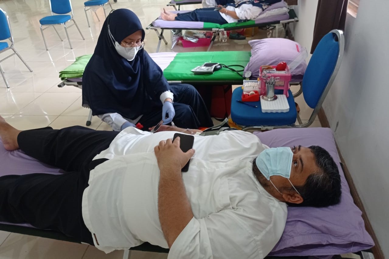 "Handayani" Center Conducts Blood Donation