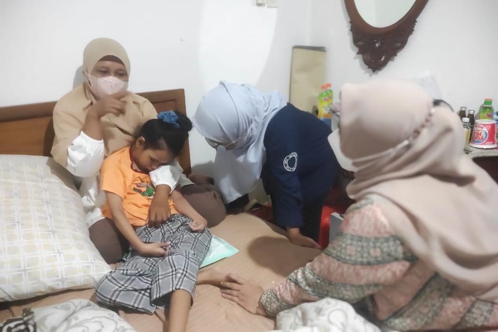 Sentra Mulya Jaya Berikan Bantuan ATENSI Pika Sasikirana Yang Viral di Medsos