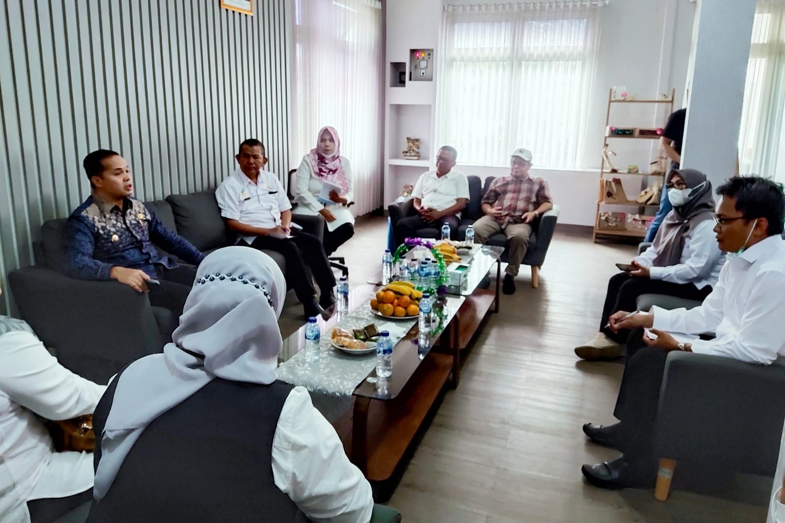 To Strengthen Synergy, Deputy Regent of Sijunjung Visits Mulya Jaya Center Jakarta