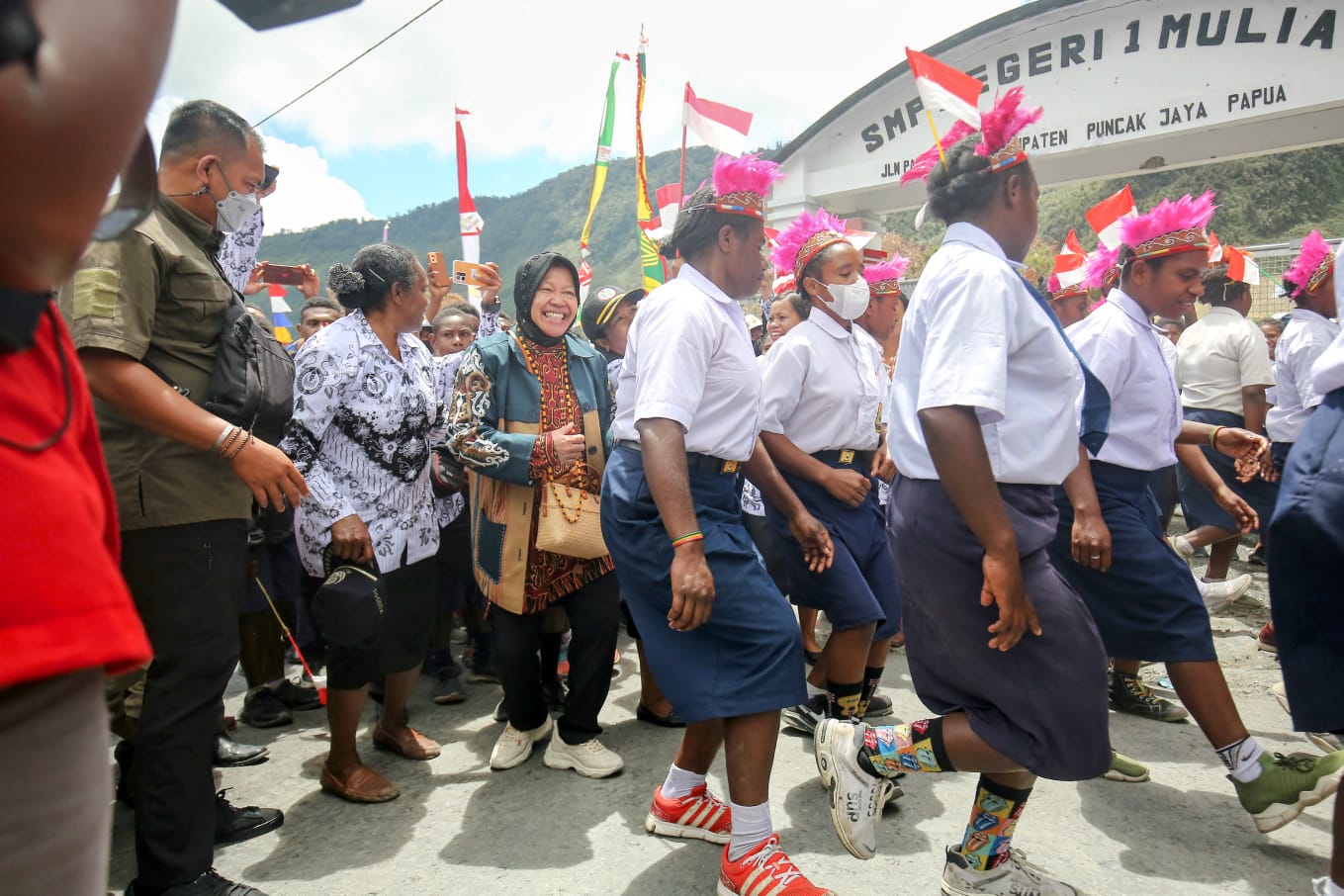Kemensos Peduli Pasien Katarak di Puncak Jaya