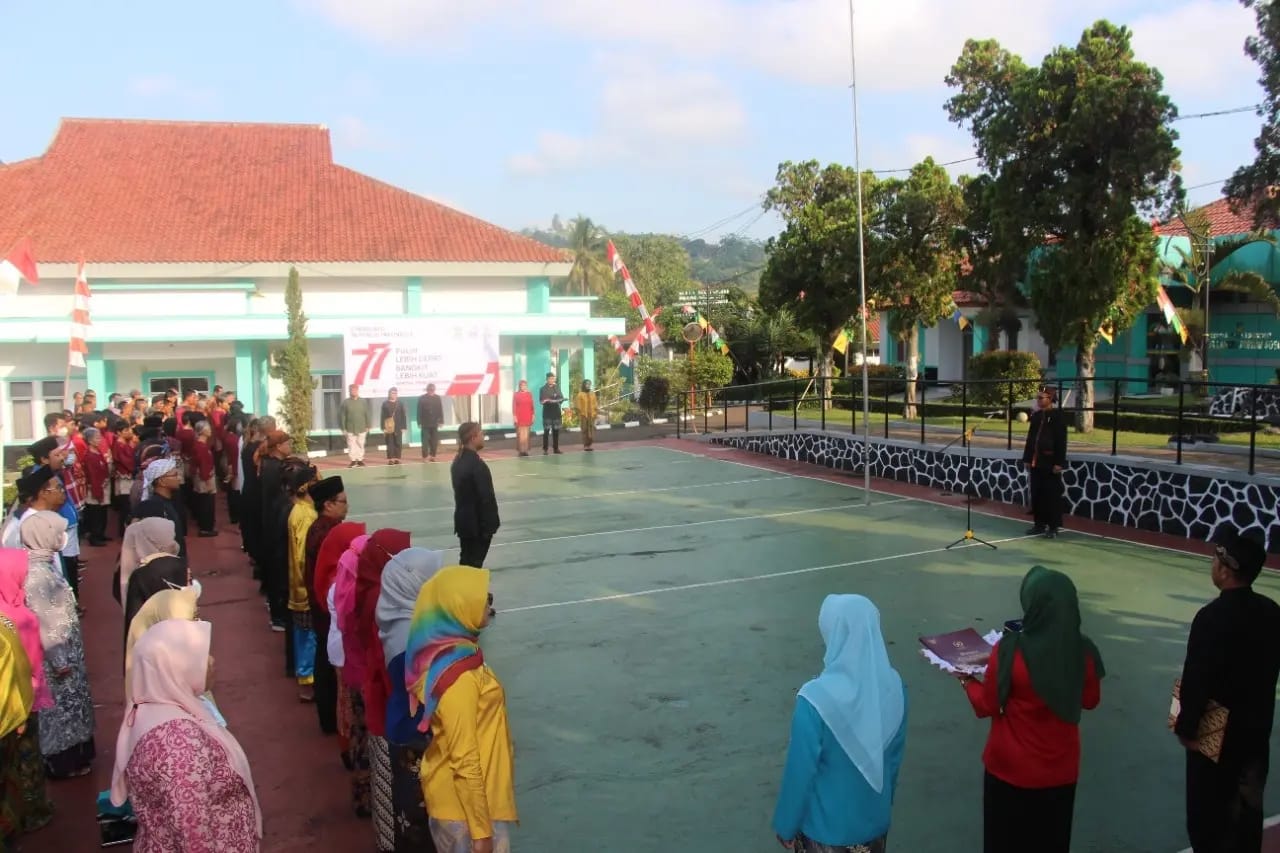 Commemoration of the 77th Independence Day of the Republic of Indonesia at the Phalamartha Center Sukabumi