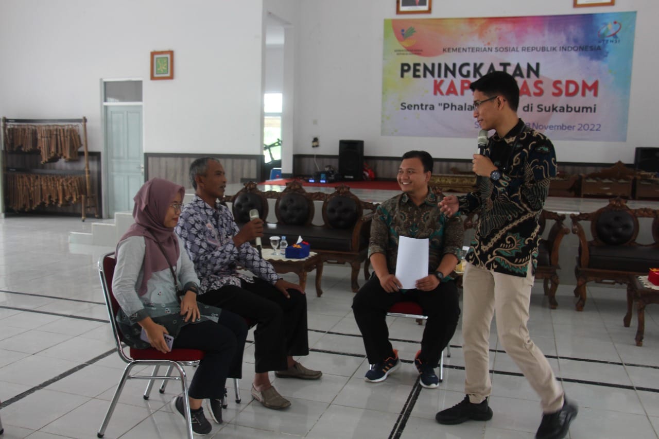 Sentra "Phalamartha" di Sukabumi Laksanakan Peningkatan Kompetensi SDM Guna Menunjang Implementasi Multilayanan