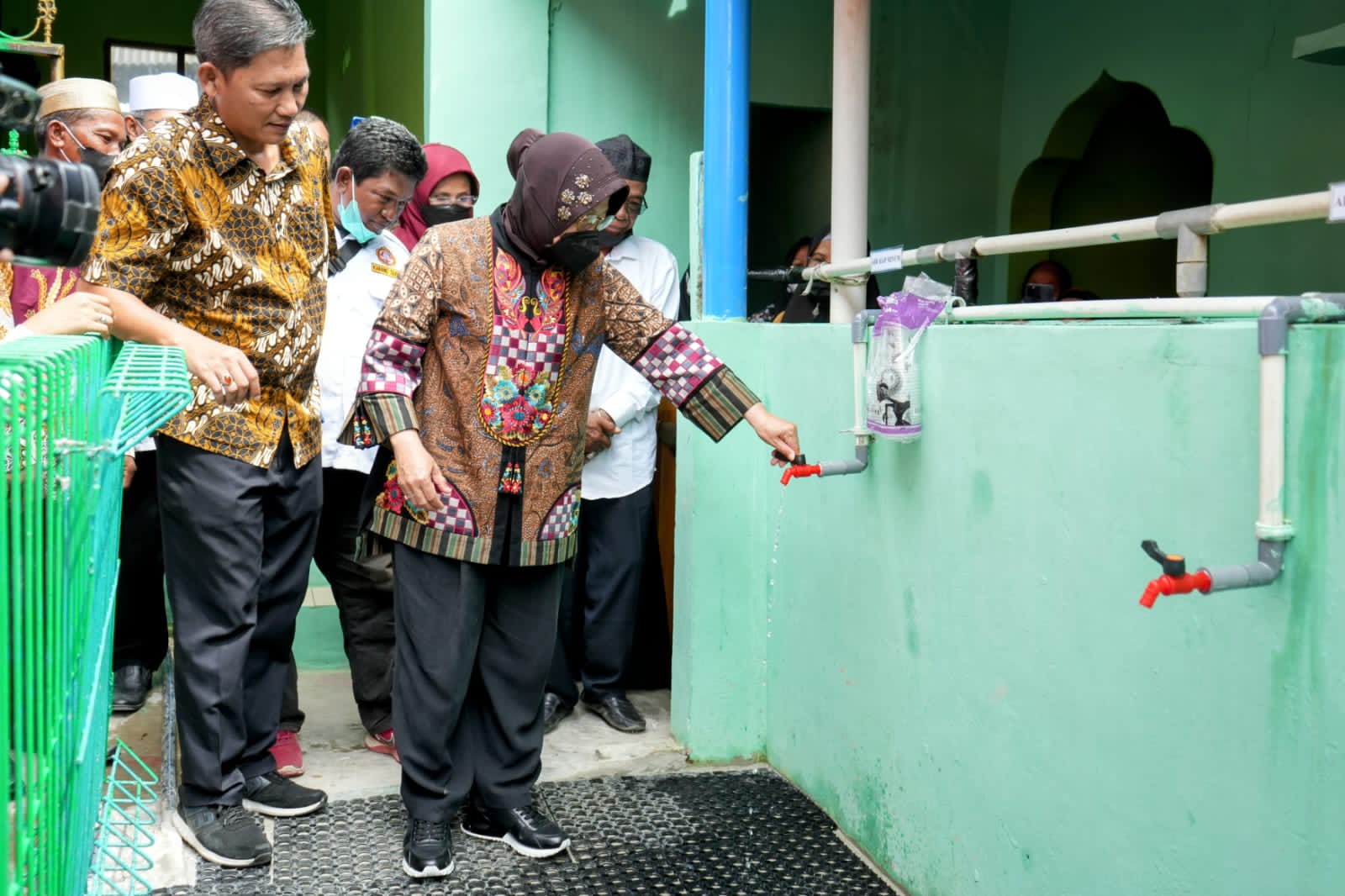 Atasi Masalah Sosial Warga Cilincing Jakarta, Mensos Cek Progres Instalasi Air Bersih dan Mesin Olah Limbah Cangkang Kerang