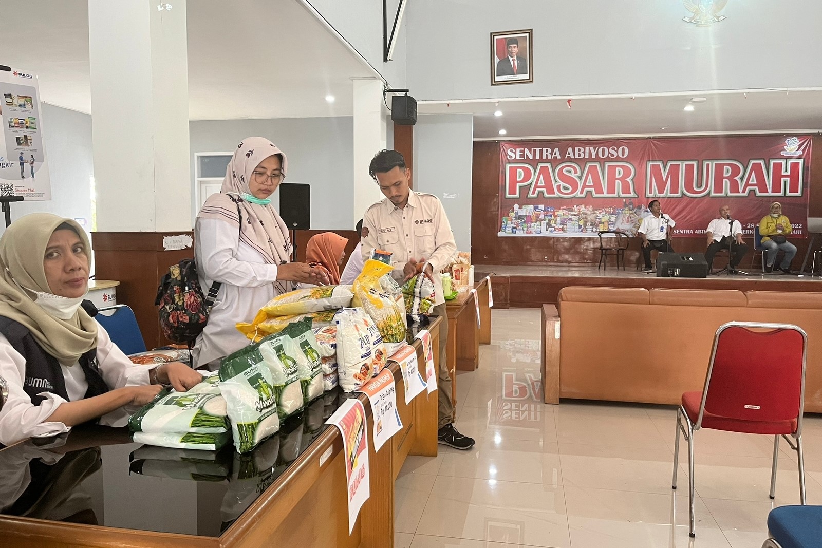 Rangkaian Peringatan HKSN 2022, Sentra "Abiyoso" di Cimahi Gelar Pasar Murah