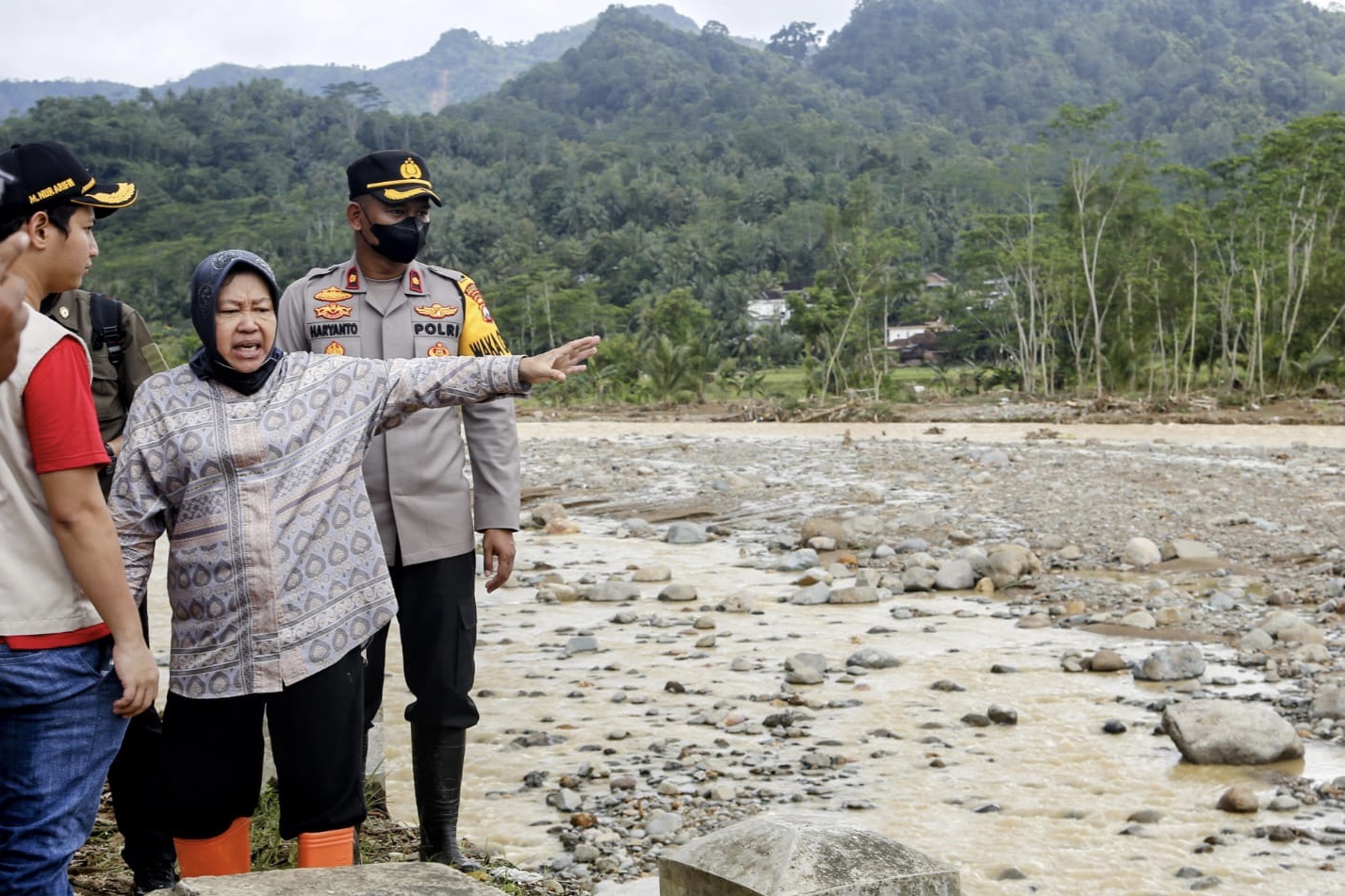 Atasi Kawasan Rawan Terisolasi Akibat Banjir, Mensos Dirikan 4 Lumbung Sosial di Trenggalek