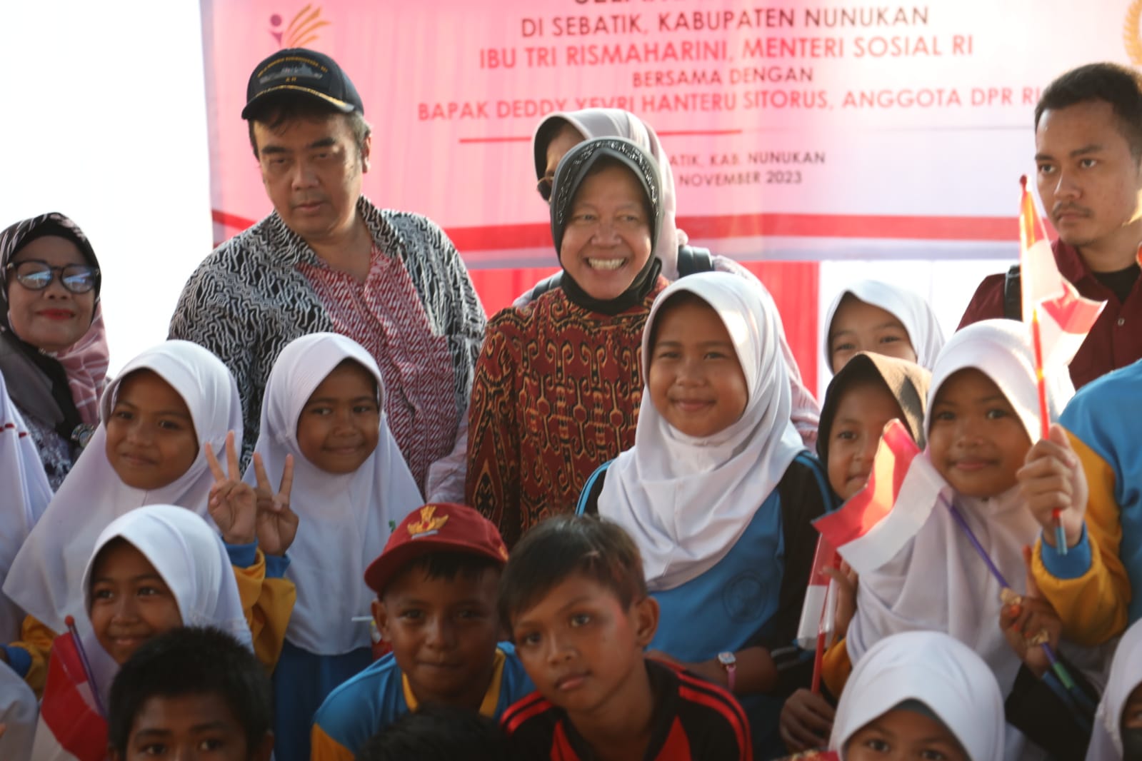 Social Affairs Risma's Working Visit to North Kalimantan