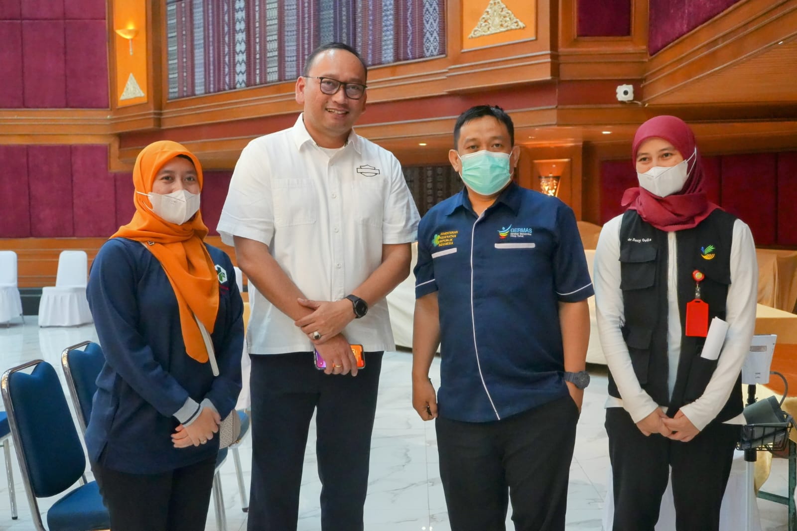 Fifth Dose of COVID-19 Vaccination within the Indonesian Ministry of Social Affairs