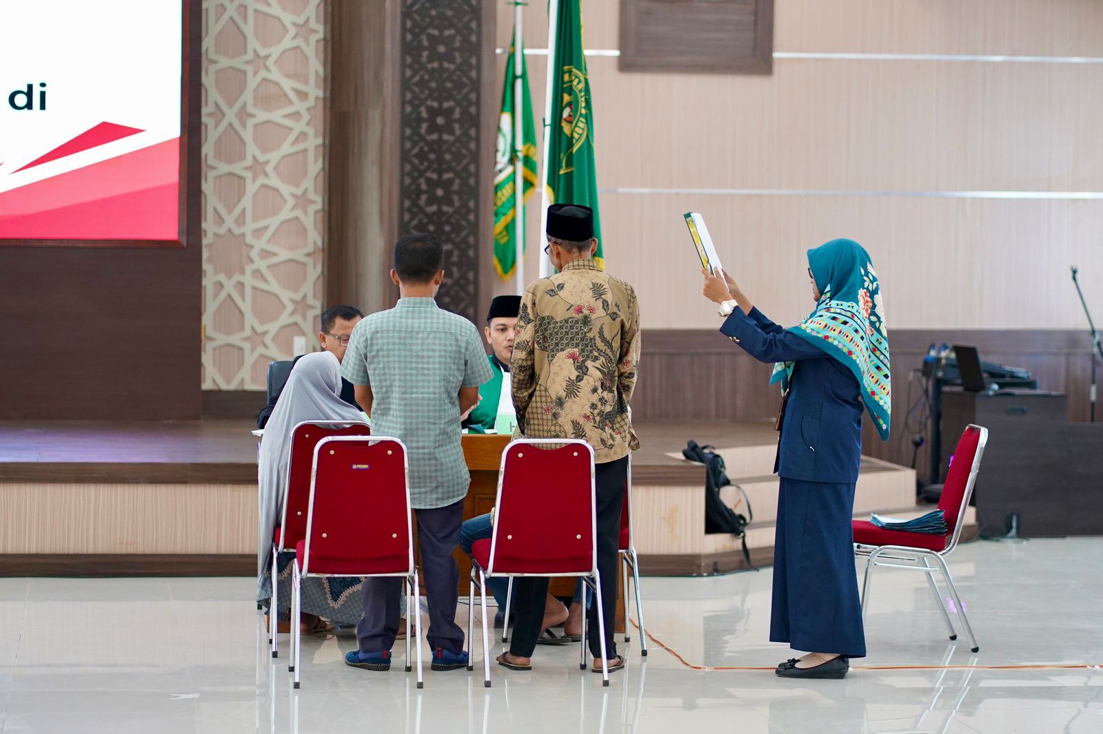 Kemensos Gelar Isbat Nikah 176 Pasangan Lanjut Usia di Aceh Utara, Mensos Risma Nyatakan Sekarang Semuanya Sudah Jelas