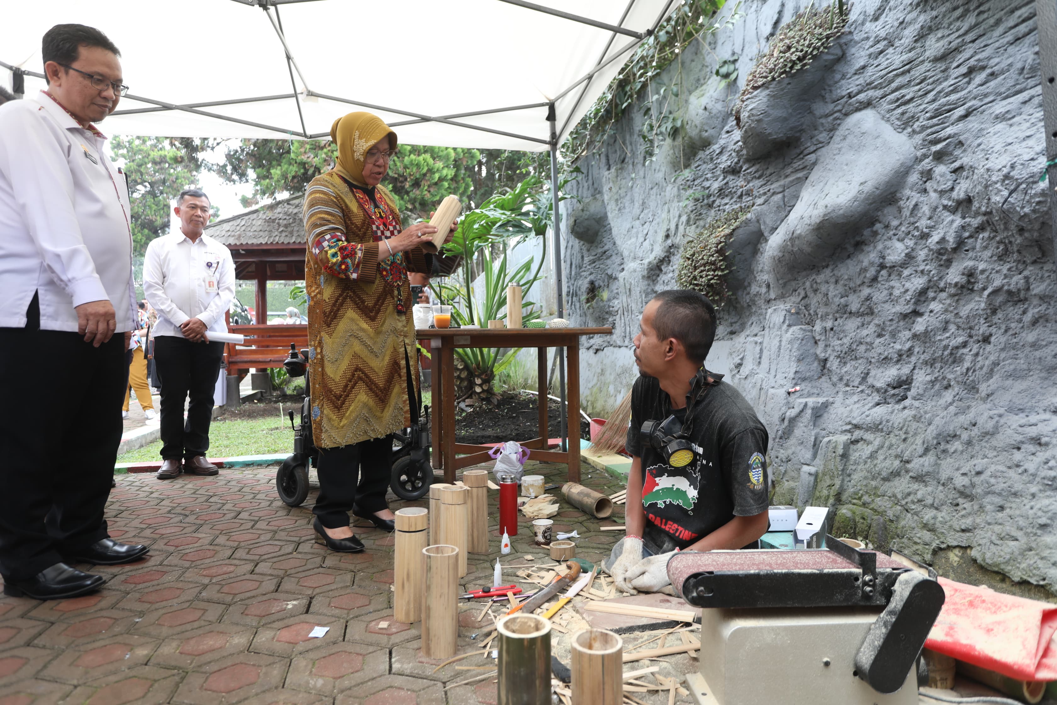 Minister Risma Shares Key Success for PWDs Entrepreneurship