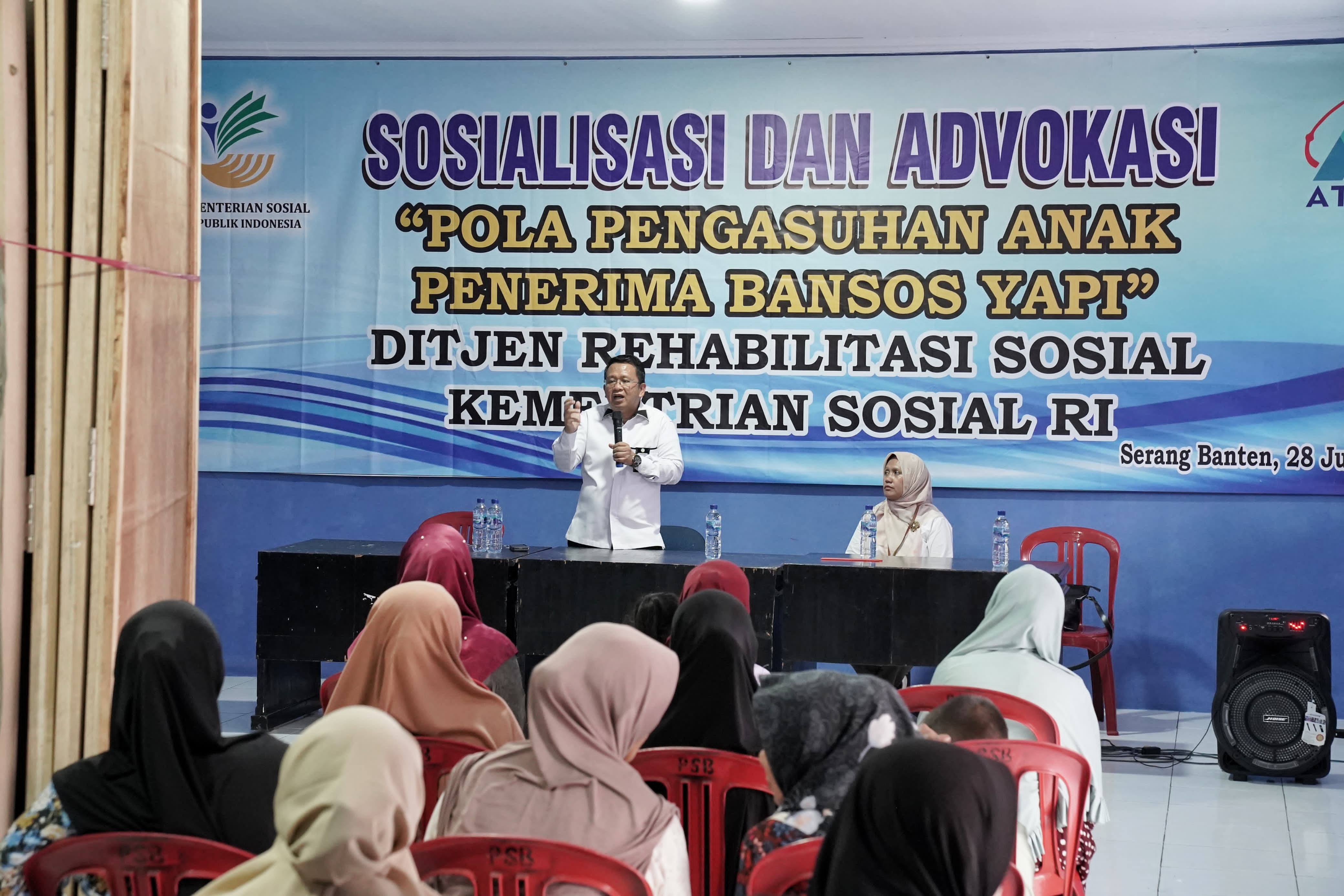 MoSA Holds Dissemination and Advocacy of Parenting Patterns for Beneficiaries of Fatherless, Motherless and Orphans Social Assistance in Banten