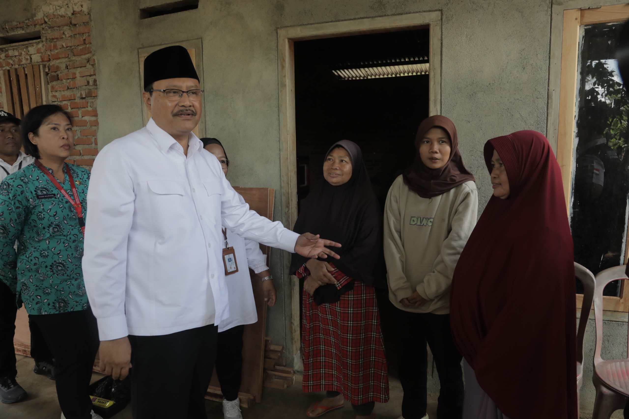 Ketika Gusmensos Sambangi Penerima Bantuan Yatim Piatu di Bengkulu