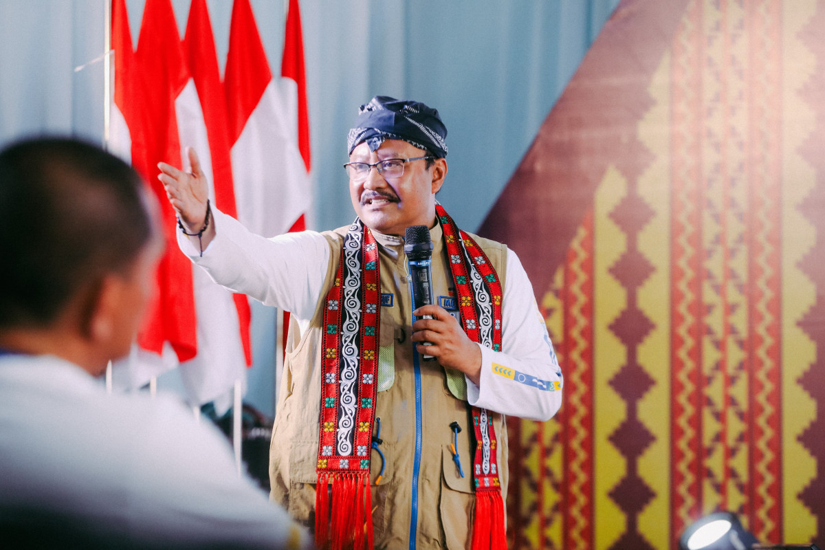 Gus Ipul Wisuda 32 KPM PKH dalam Peringatan HKSN 2024